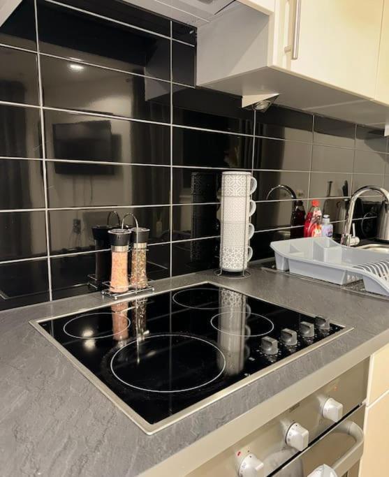 Mediacity Studio Apartment Salford-Quays Manchester Exterior photo